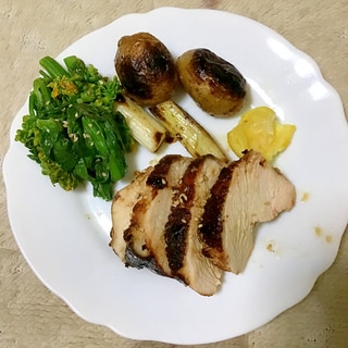 鶏ムネの粕漬けと焼きネギ&焼き椎茸の盛合わせ。